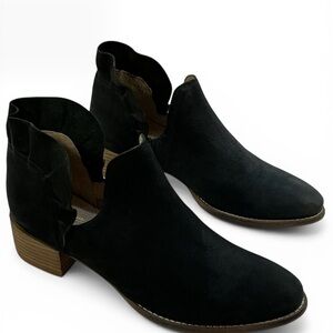 Seychelles Black Scallop-Trim Suede Ankle Booties EPOC Size 8